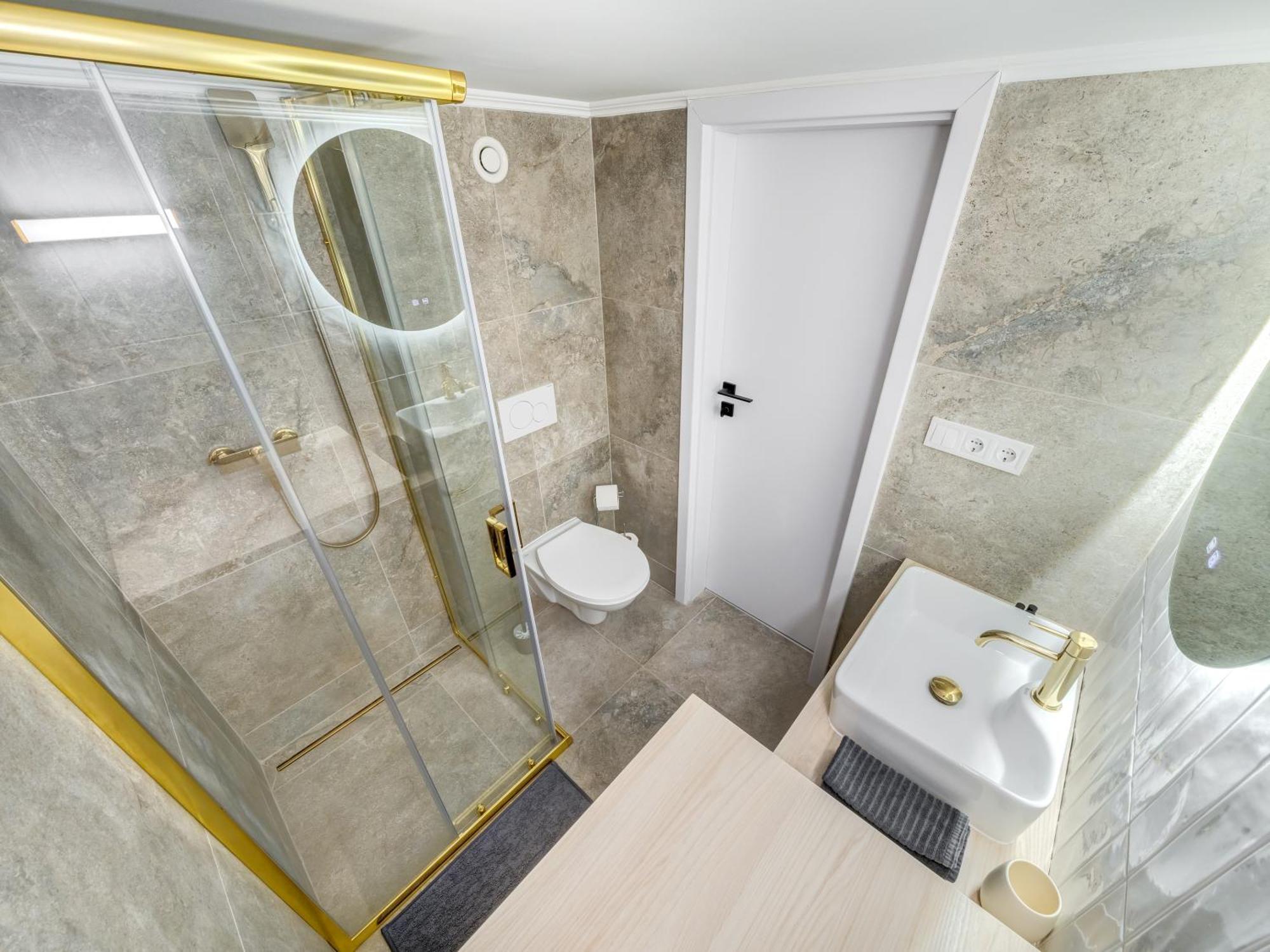 Kiraly K31 Apartament *